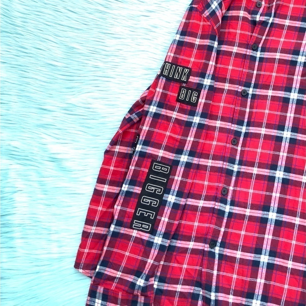 nANA jUDY
Views Graphic Plaid Button-Down Shirt - Picture 4 of 10